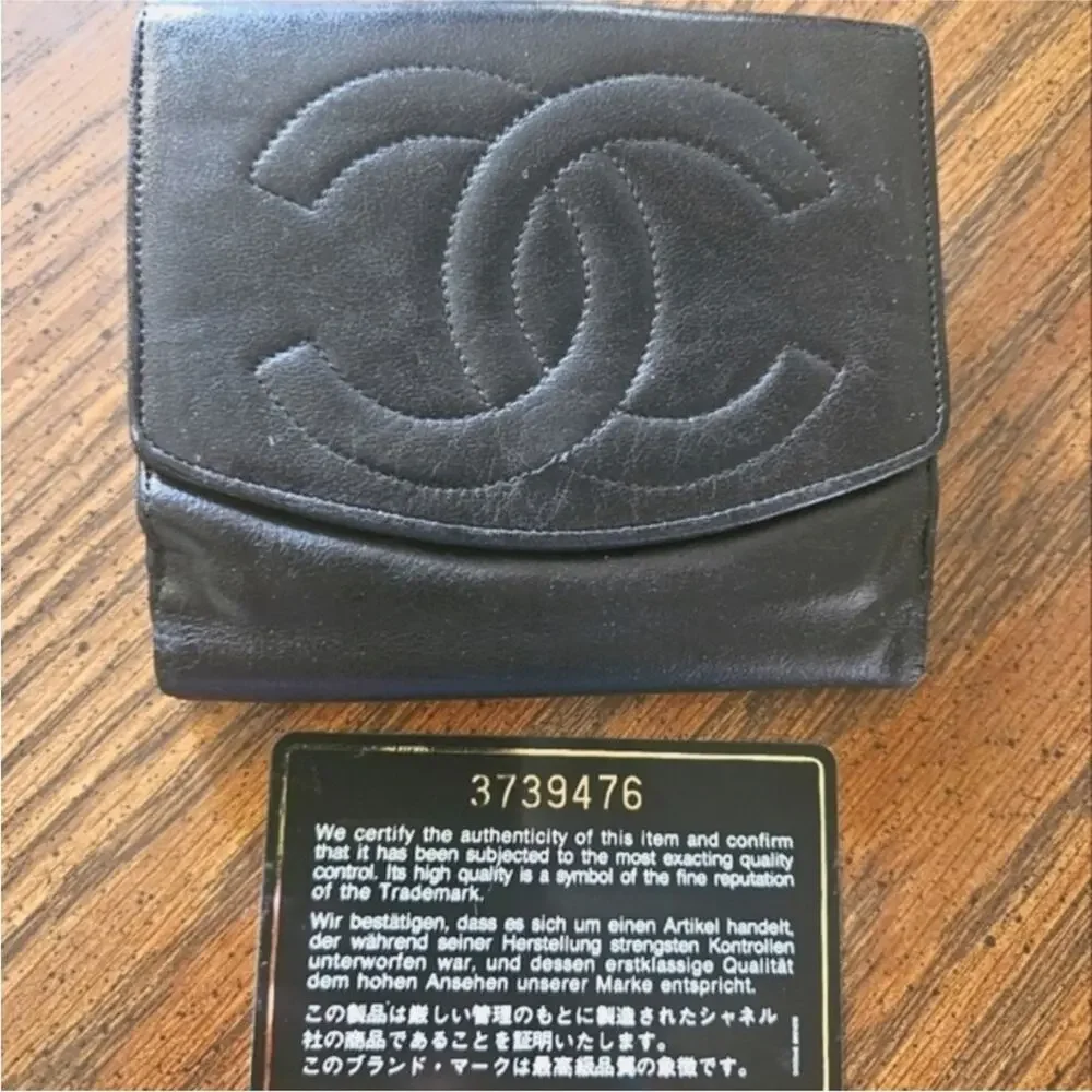 Chanel timeless lambskin small wallet, black, with card